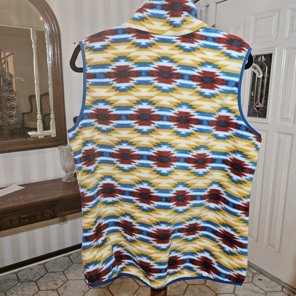 Patagonia Scynchilla Aztec Vest - Picture 3 of 6